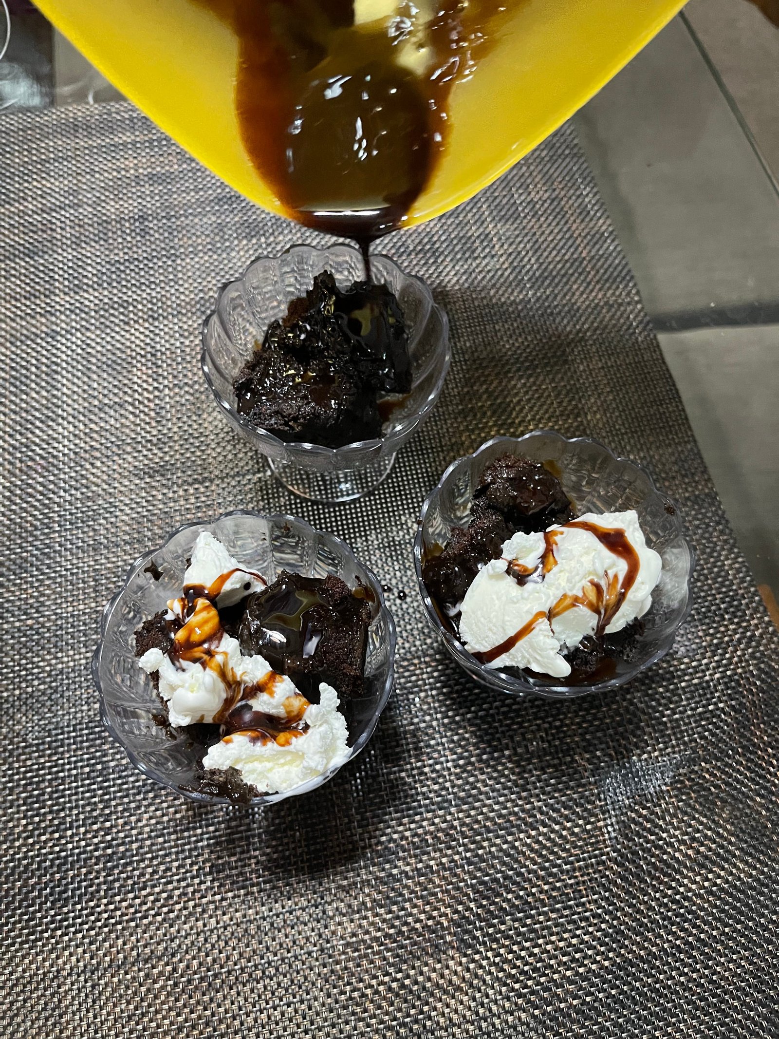 EMOTIONAL EATING